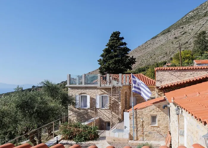 Somatiana- Traditional Stone House , West Mani Hébergement de vacances