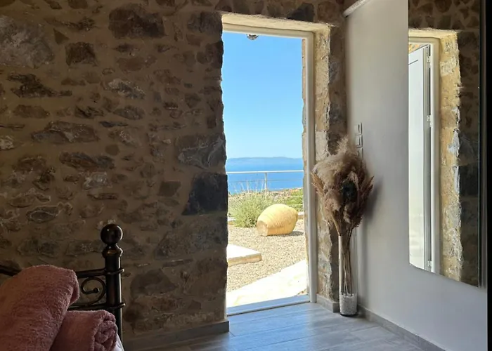 Somatiana- Traditional Stone House , West Mani Thalámai